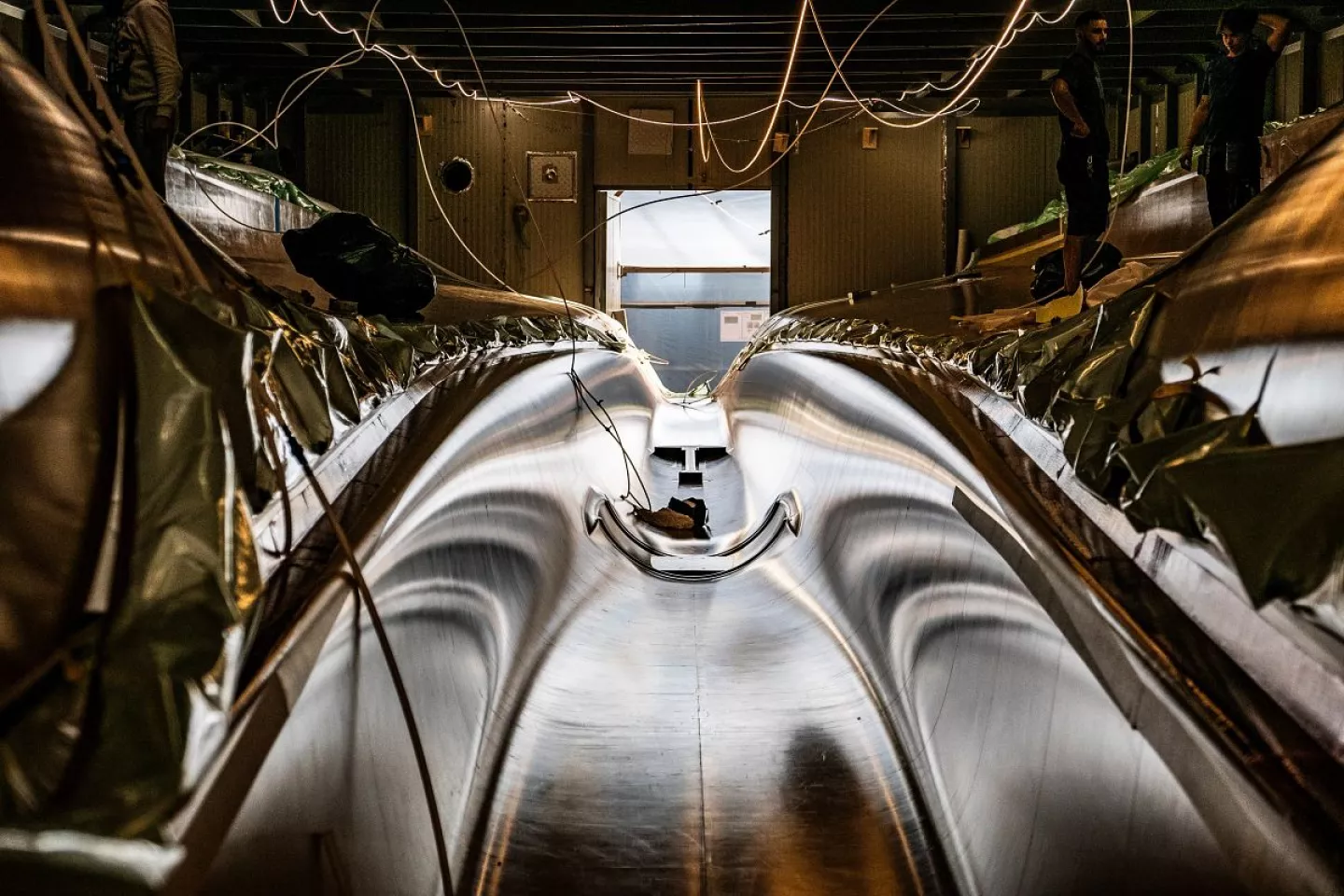 Прототип Hypersail в настоящее время строится в Италии и должен быть готов в 2026 году.