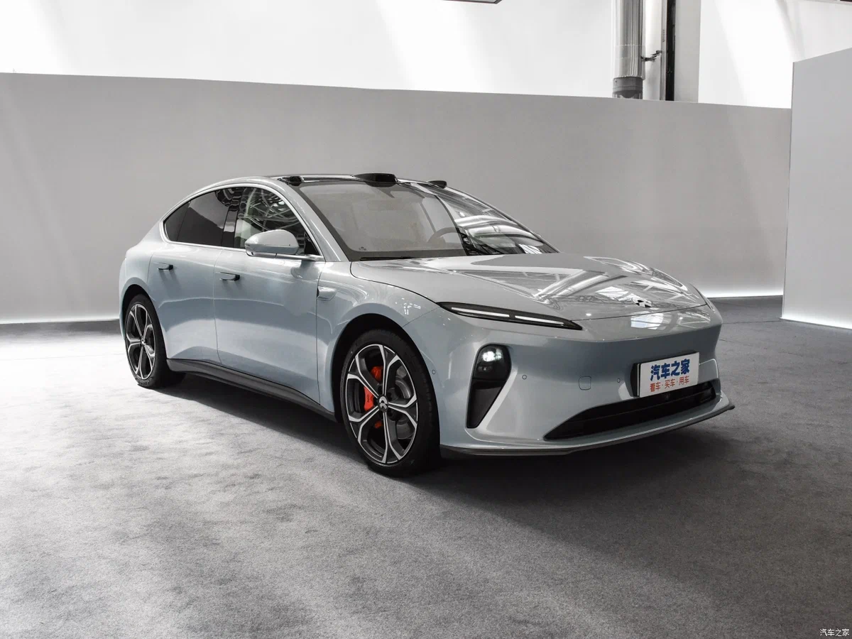 Nio ET5