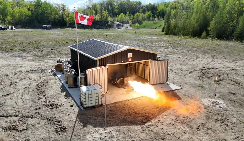 NordSpace проводит статические испытания пожарной машины.