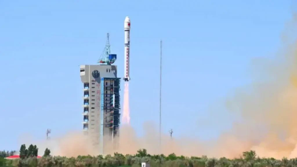 Китай вывел на орбиту первую в мире космическую вычислительную платформу