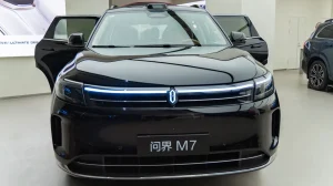 МТС удивила всех: теперь в их салонах продают автомобили