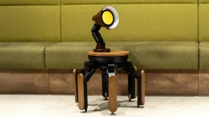 Выпущен забавный автономный помощник робот-лампа Mi-Mo