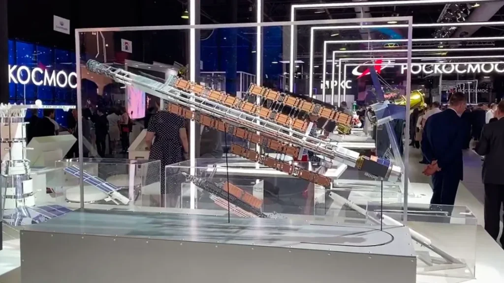 Россия и Китай собирают международную команду для лунной станции