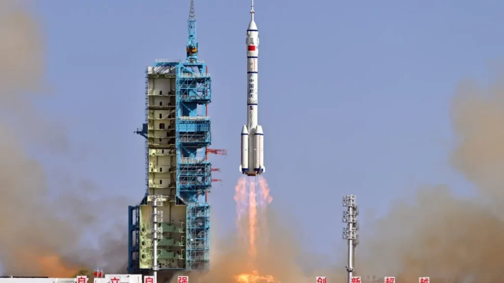 Китай запускает новую вахту на Тяньгун и эксперименты в космосе