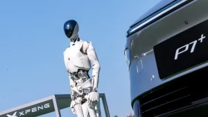 Автопроизводитель XPENG представил собственного человекоподобюного робота Iron