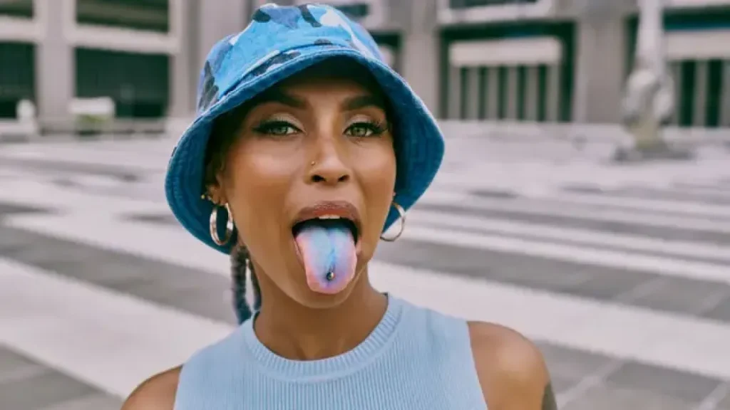 Искусственный язык: графеновый датчик научили различать вкусы почти как человека