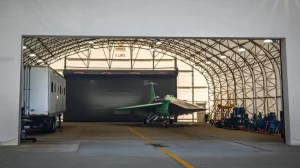 Бесшумный сверхзвуковой самолет NASA X-59 прибыл на место испытаний