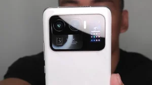 Безумный Xiaomi Mi 11 Ultra — 120-кратным зум, дисплей в корпусе камеры и многое другое