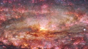 Галактика Скульптор в HD: астрономы запечатлели космическую красавицу в мельчайших деталях