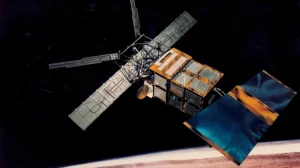 Европейский спутник ERS-2 массой более 2 тонн рухнул на Землю