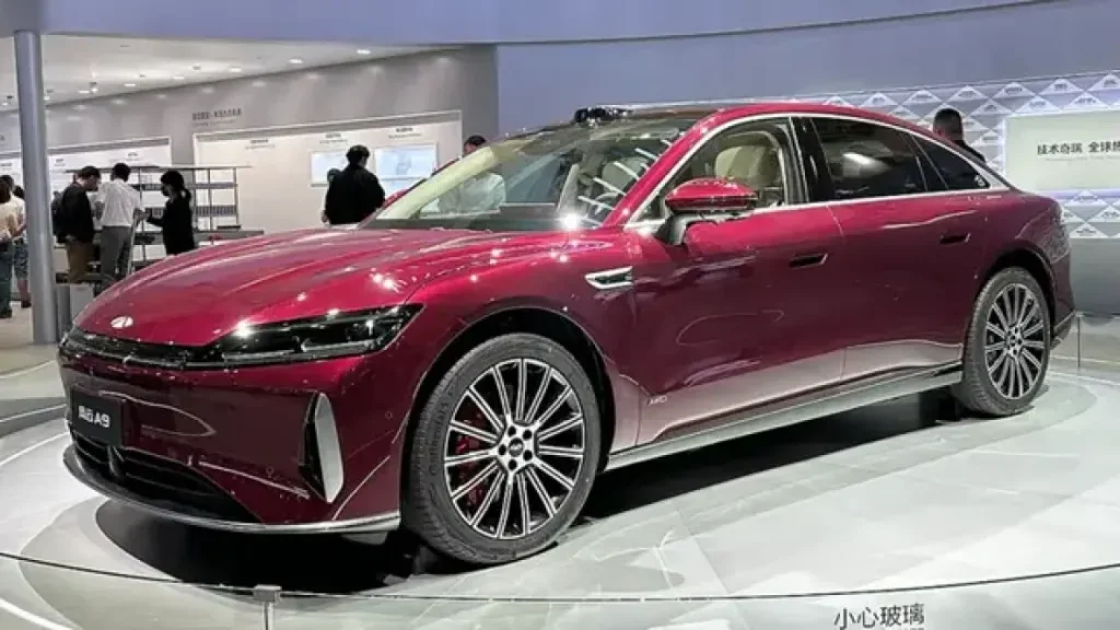 Chery бросает вызов BYD: флагманский гибрид Fulwin A9L выходит на рынок