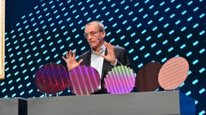 Intel представила процесс Bleeding Edge 10A (1 нм) выпуск которого может начаться после 2028 года