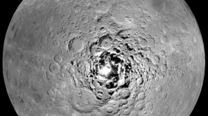 Как данные космической экспедиции породили теорию о полой Луне