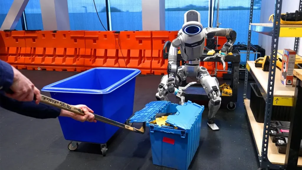 Робот Atlas учится как человек: Boston Dynamics и Toyota показали революцию в робототехнике