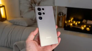 Новый Galaxy S24 продолжает движение к званию «самый сломанный флагман»