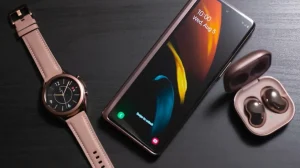 Обновлённые флагманы, планшеты и аксессуары — что показали на прошедшей Galaxy Unpacked