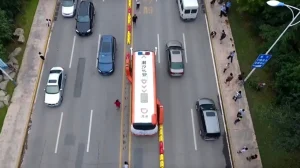 Оригинальный способ борьбы с пробками тестируется в Китае