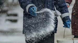 Почему соль плавит снег — сложная наука простого процесса