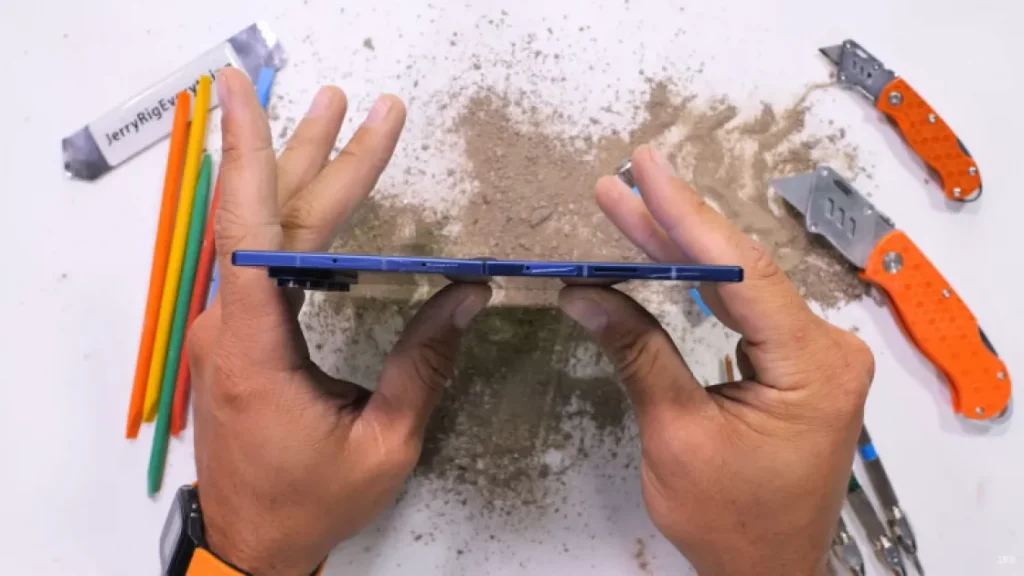 Samsung Galaxy Z Fold 7 прошел адские испытания: вот что с ним стало