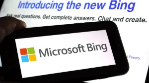 Поисковик Bing со встроенным ChatGPT стал доступен в ограниченном режиме