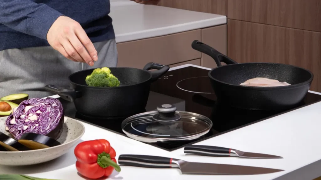 Polaris представил новую коллекцию посуды для кухни