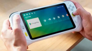 Появились первые подробности о портативной игровой консоли от Logitech и Tencent