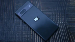 Появились живые фото и характеристики Google Pixel 7a