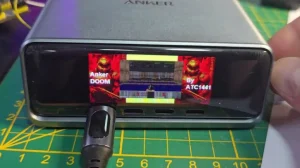 Doom добрался до зарядки: энтузиаст запустил культовую игру на устройстве Anker