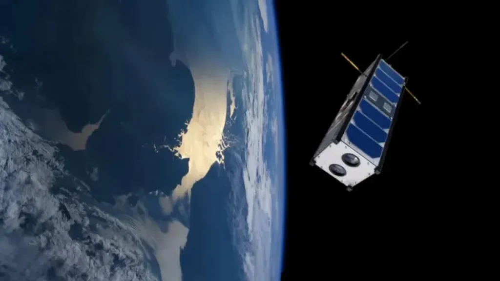 Текстильная компания с космическими амбициями: японцы сняли Землю из космоса