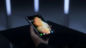 Techno представляет концепт раскладывающегося смартфона Phantom Ultimate