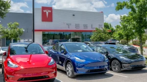 Самыми опасными электромобилями были признаны Tesla