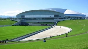 Топ-20 самых красивых футбольных стадионов в мире