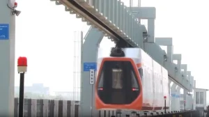 В Китае испытывают рекордно быстрый монорельс