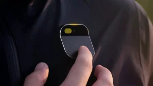 Зарядный футляр Ai Pin может представлять «риск пожарной безопасности»