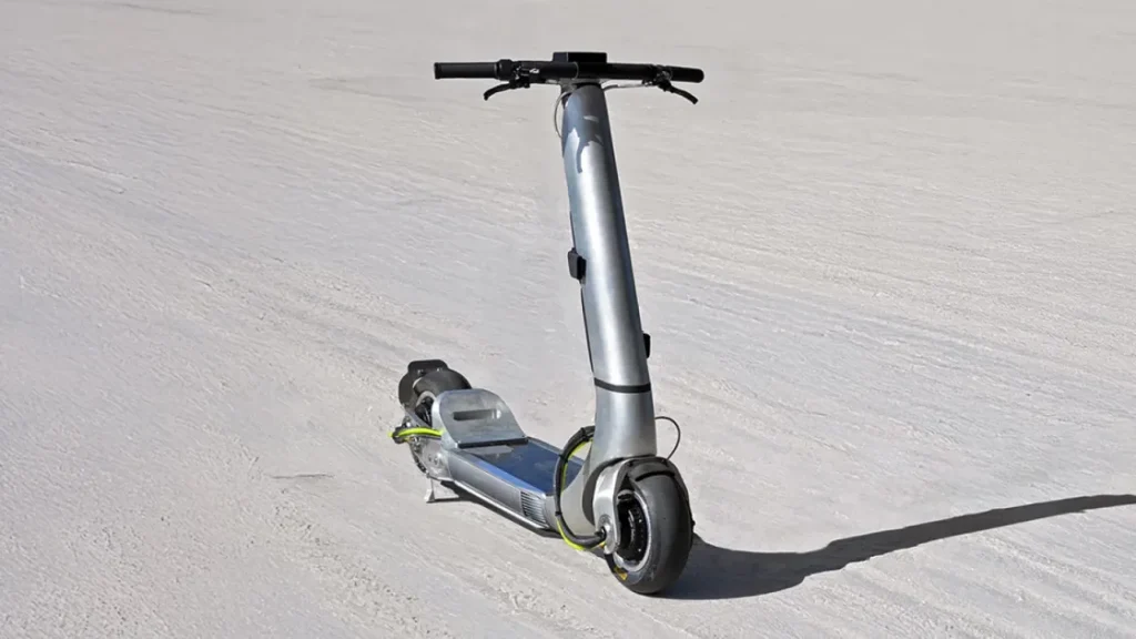 Электрический самокат за 30 000 $ бросит вызов рекорду скорости