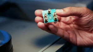 Мозг из микроволн: аналоговый чип из Корнелла бросил вызов цифровой эре