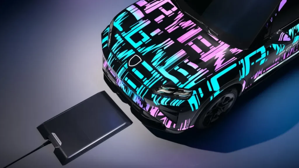 Porsche представила систему беспроводной зарядки для электромобилей