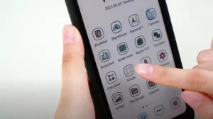 Bigme выпустила цветной смартфон с дисплеем E Ink для комфортного чтения