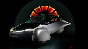 Представлен электромобиль на солнечных батареях, готовый изменить будущее транспорта