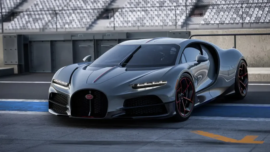 Bugatti выпускает суперкар на 1800 сил и с восьмью выхлопными трубами